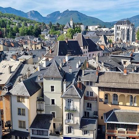 Logement Autour De Moi * * * * * Chambery Ngoại thất bức ảnh