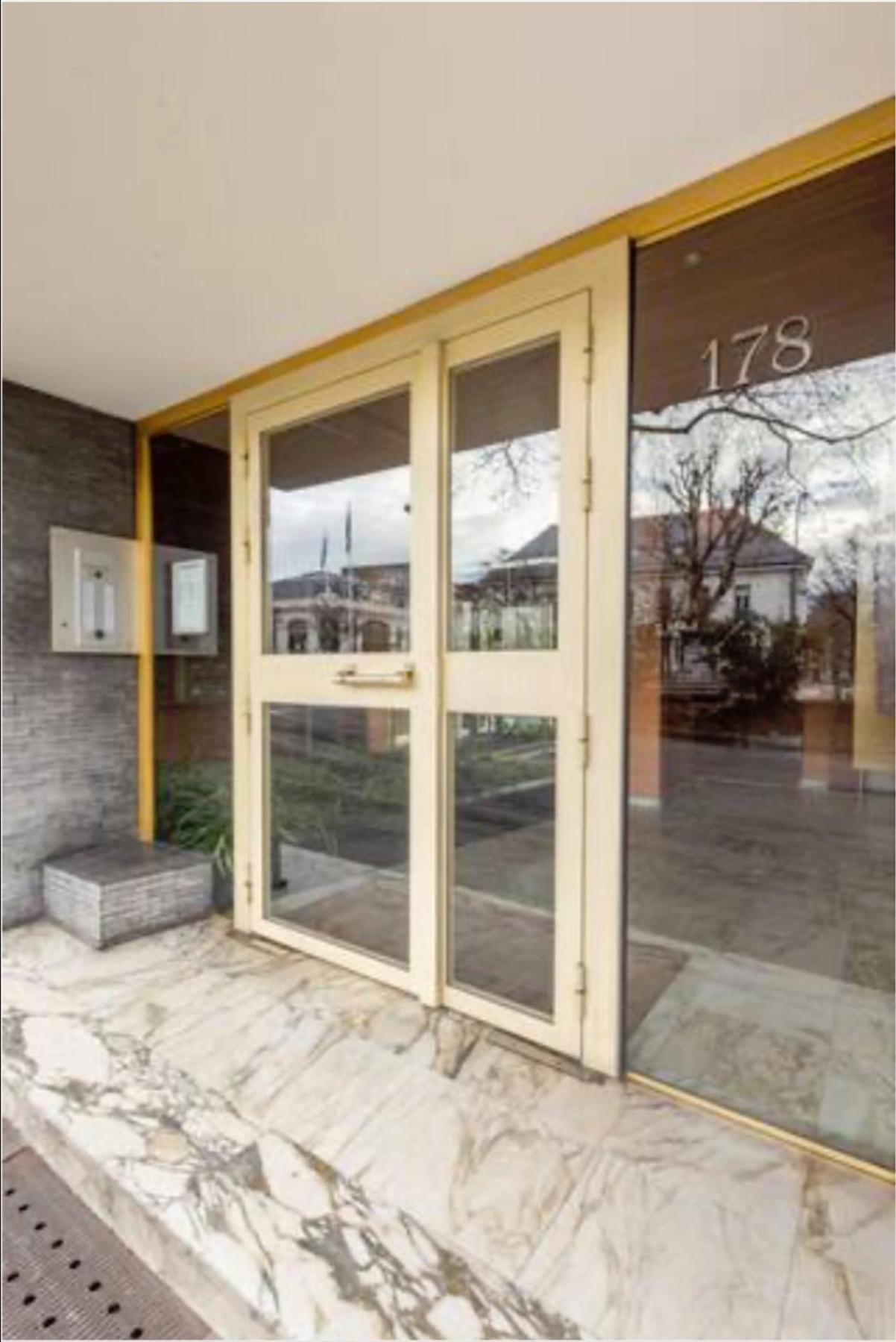 Logement Autour De Moi * * * * * Chambery Ngoại thất bức ảnh